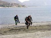 Divers exit Lake Perris for Rescue Diver 1 training 05